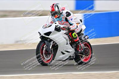 media/Apr-18-2025-TrackDaz (Fri) [[45f5874c44]]/A Group/Session 3 (Turn 6 - Outside)/